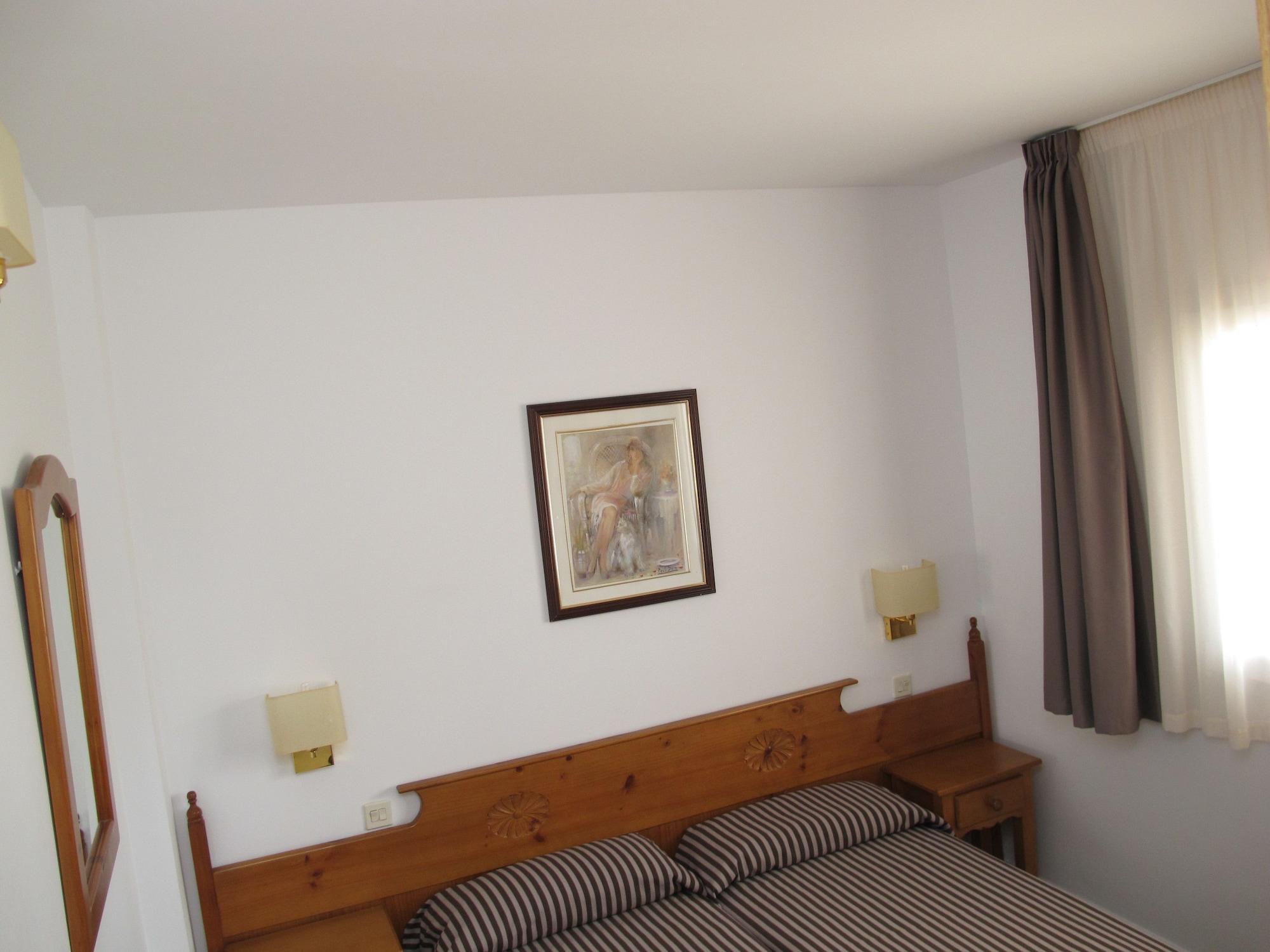 Apartamentos Santi Lloret de Mar Luaran gambar