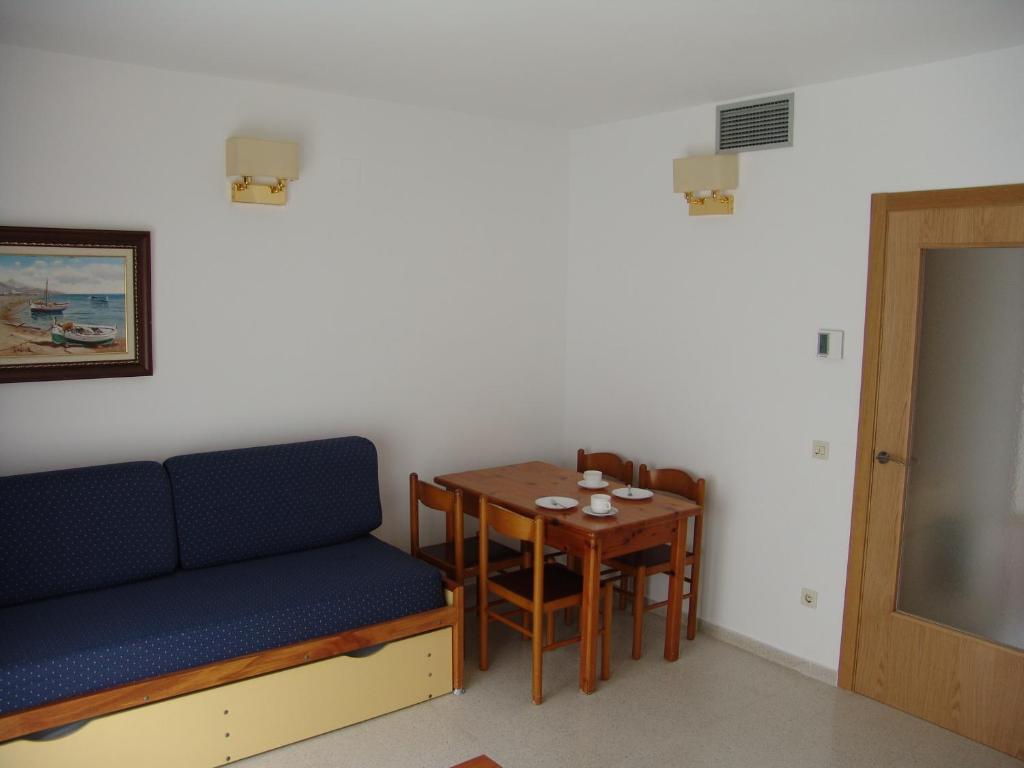 Apartamentos Santi Lloret de Mar Bilik gambar