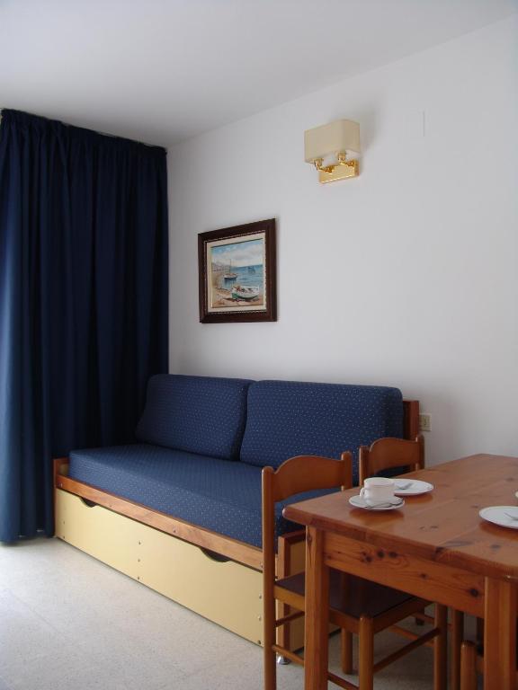 Apartamentos Santi Lloret de Mar Bilik gambar