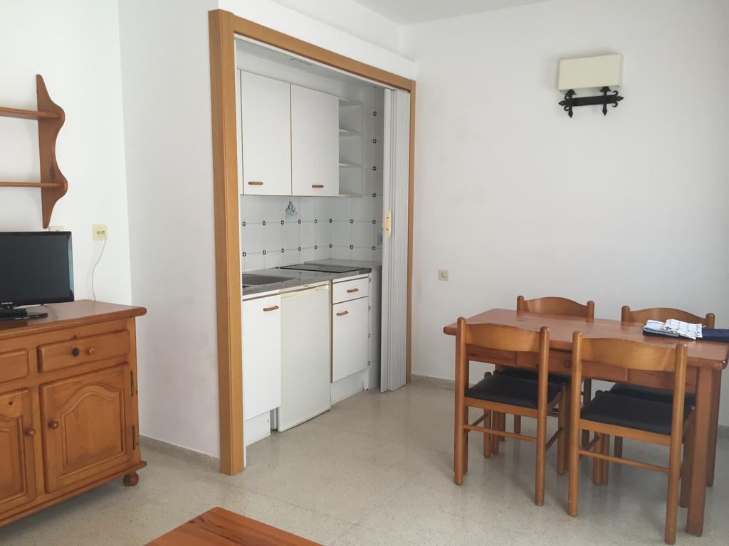 Apartamentos Santi Lloret de Mar Luaran gambar