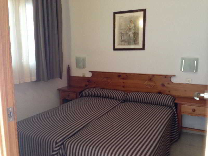Apartamentos Santi Lloret de Mar Luaran gambar