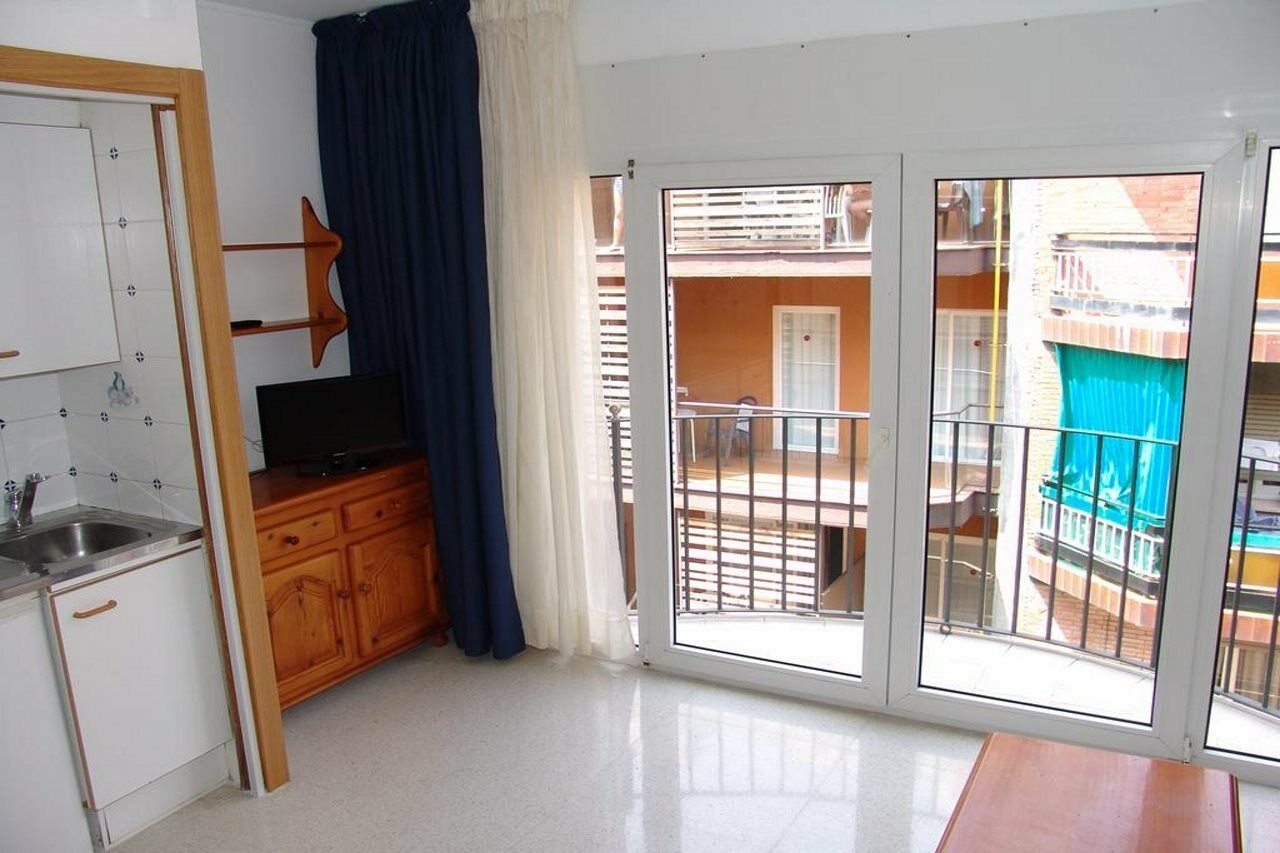 Apartamentos Santi Lloret de Mar Luaran gambar